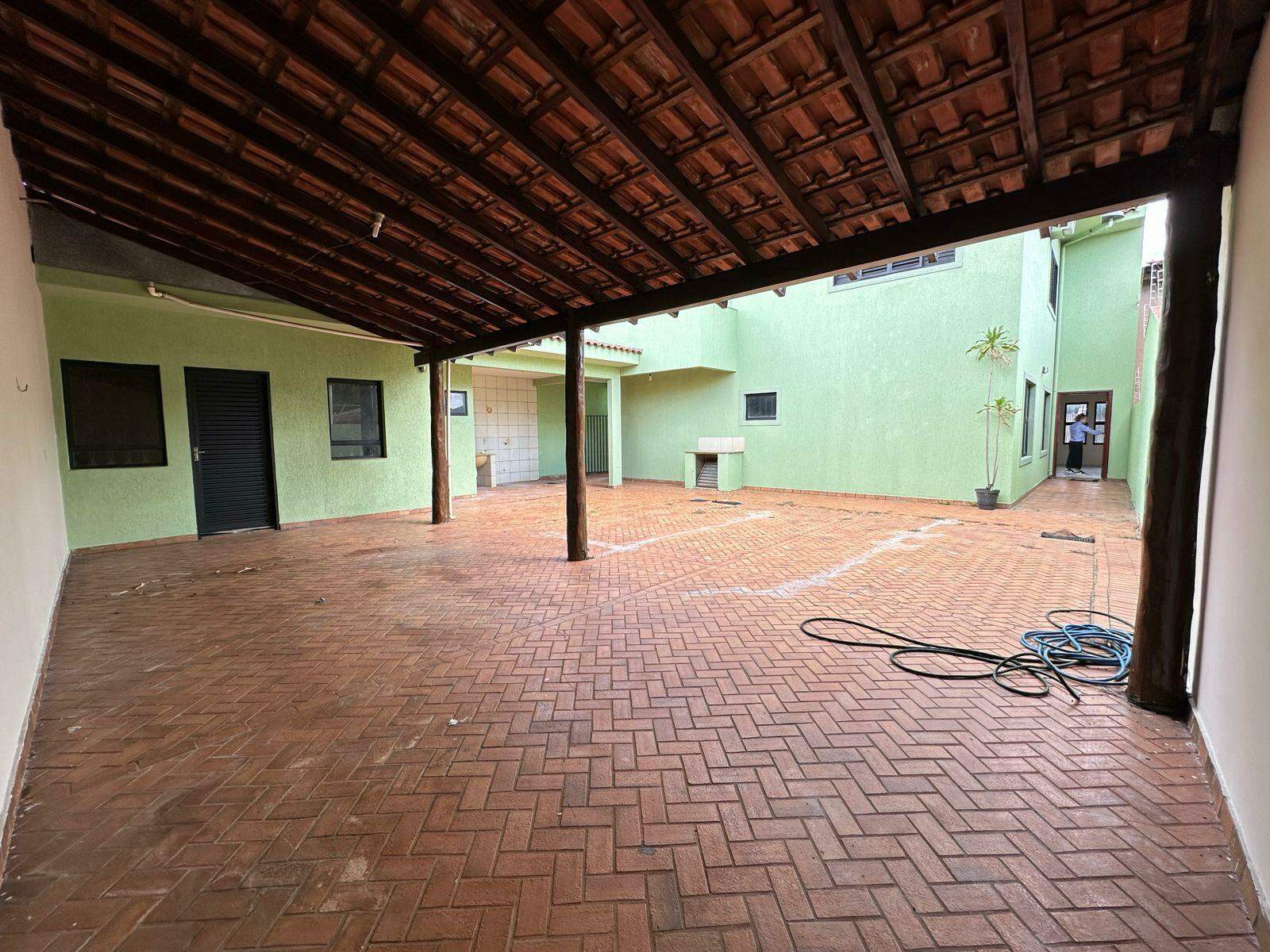Sobrado à venda no Santa Fé: 