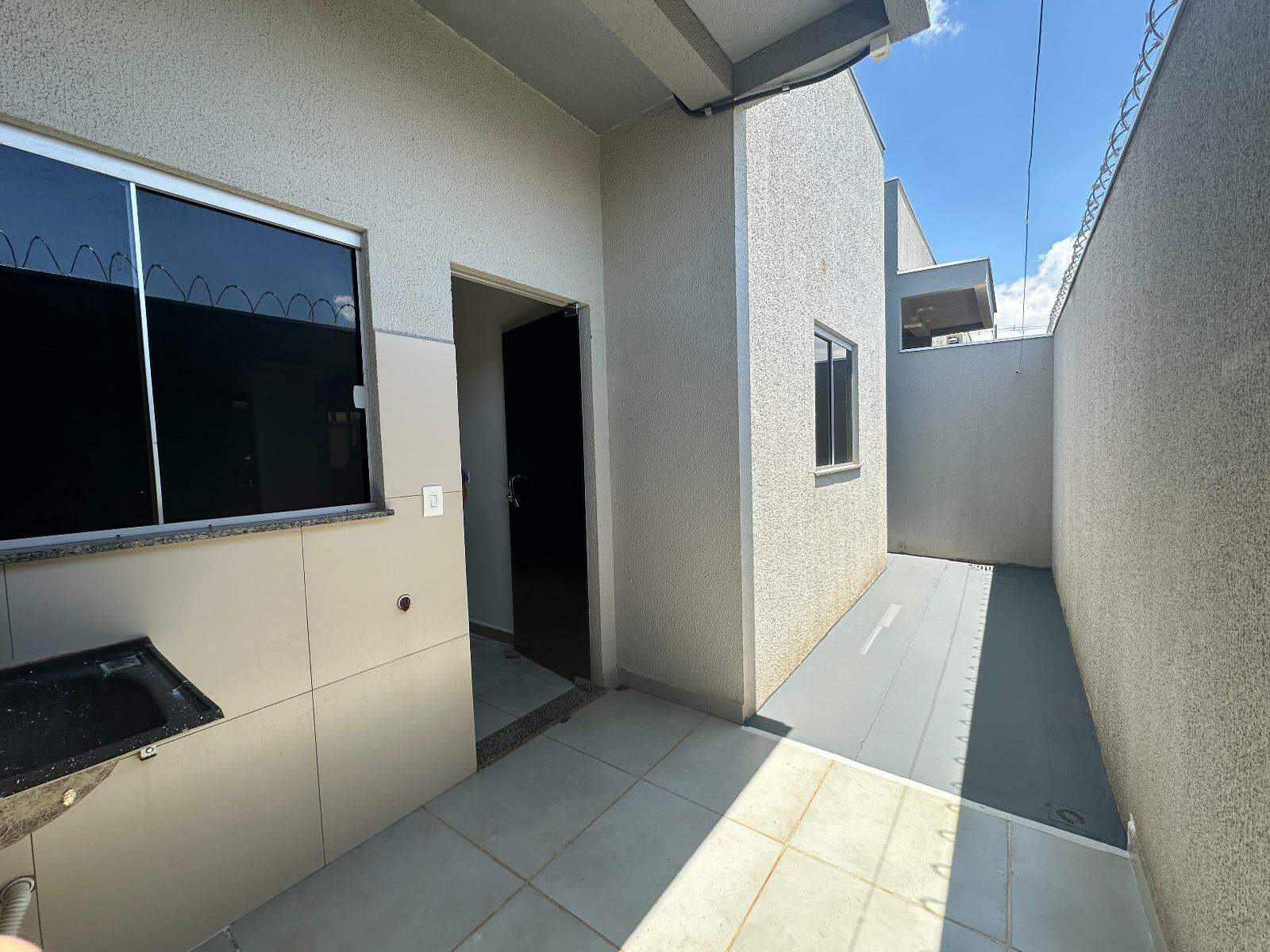 Casa Térrea para aluguel no Bela Laguna: 