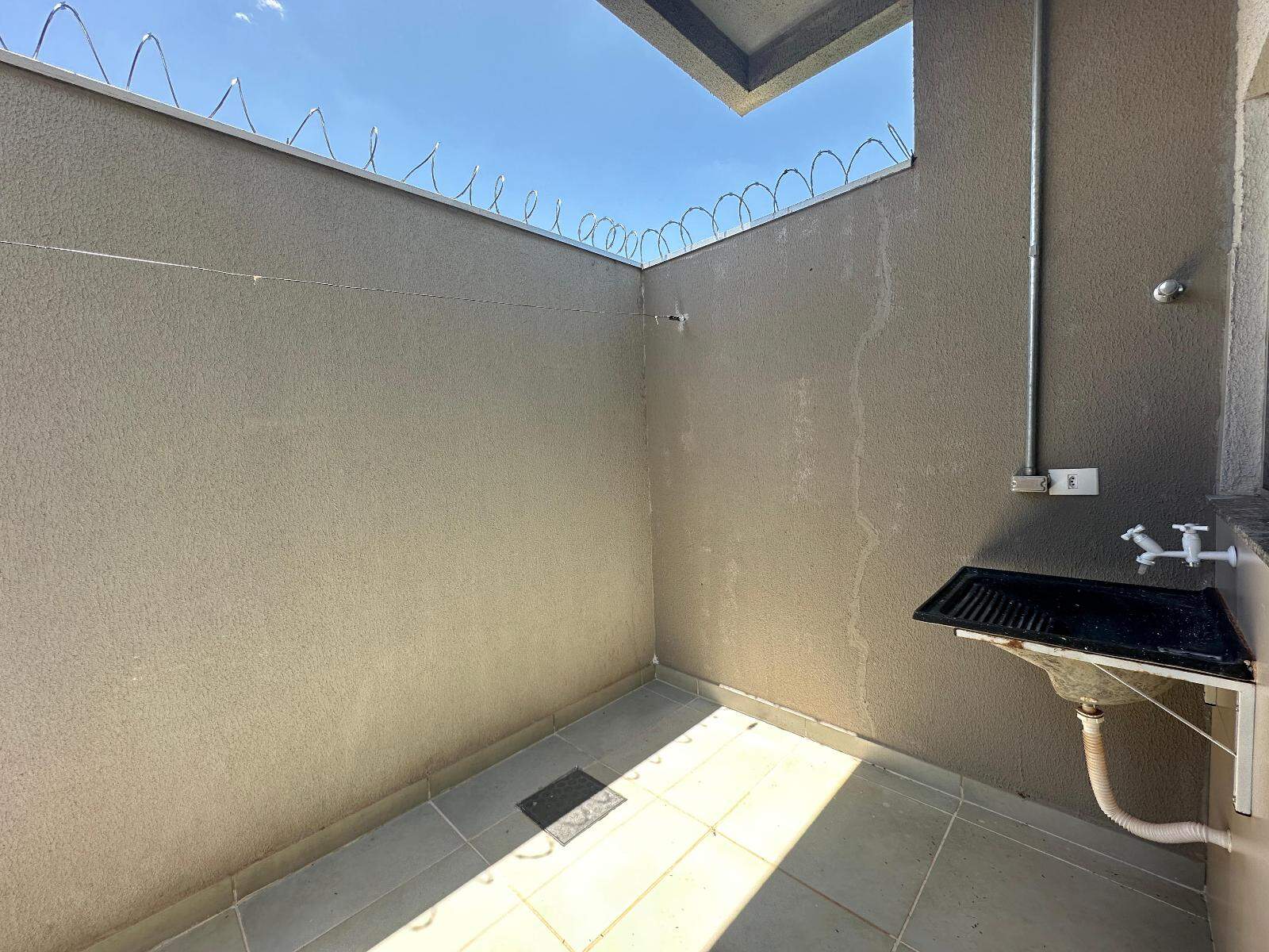 Casa Térrea para aluguel no Bela Laguna: 