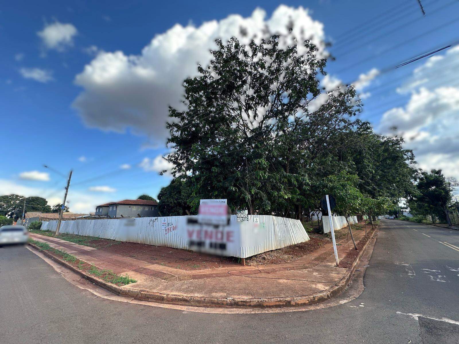 Terreno à venda no Vila Nossa Senhora das Graças: 