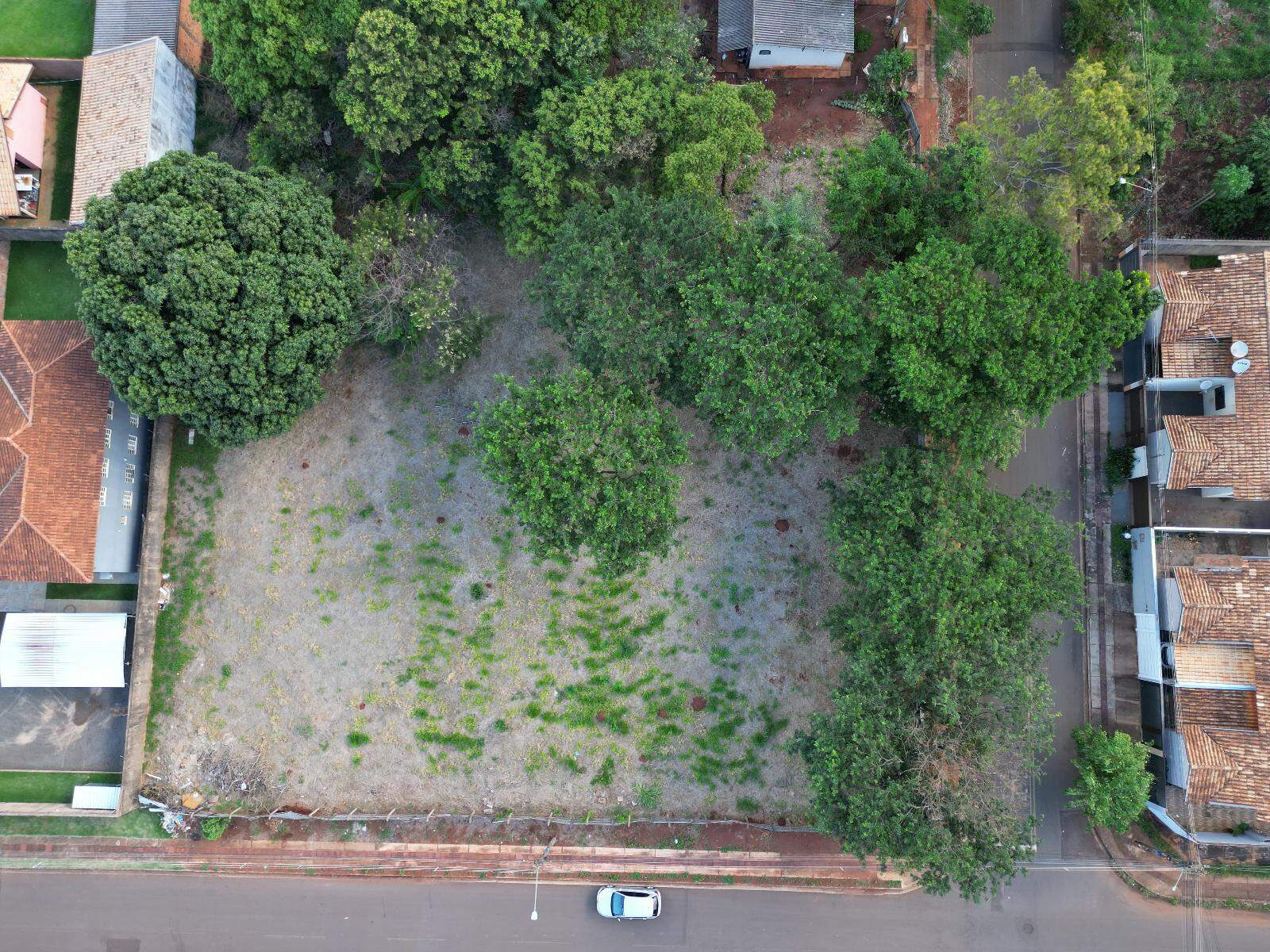 Terreno à venda no Vila Nossa Senhora das Graças: 