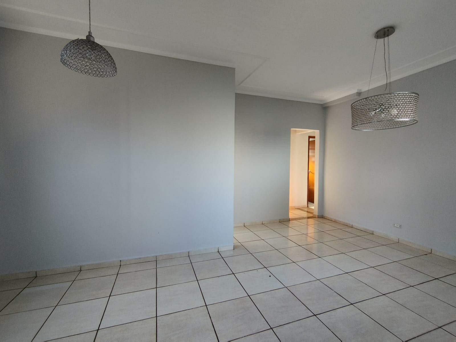 Casa Térrea à venda no Tiradentes: 