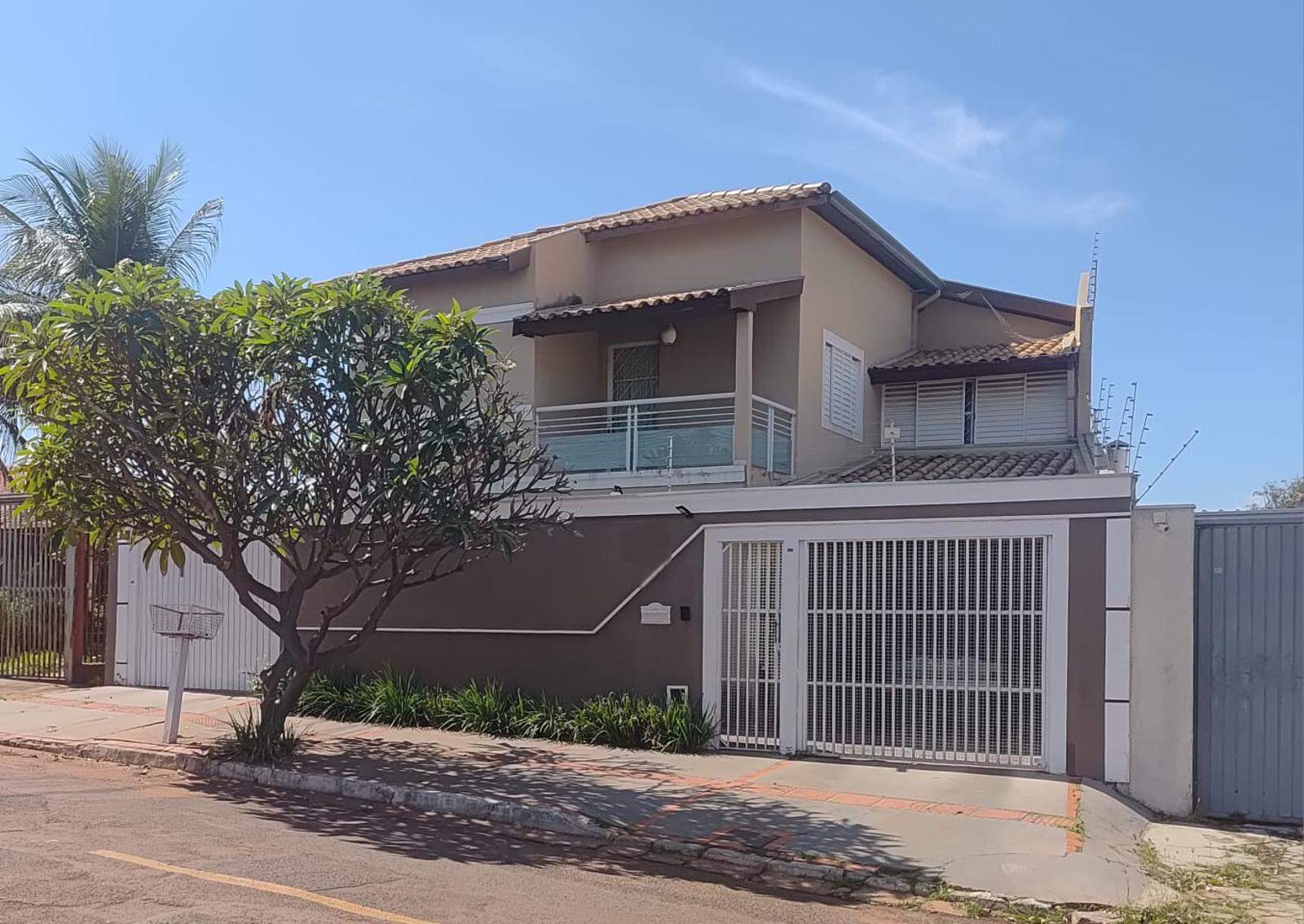 Sobrado à venda no Vila Planalto: 