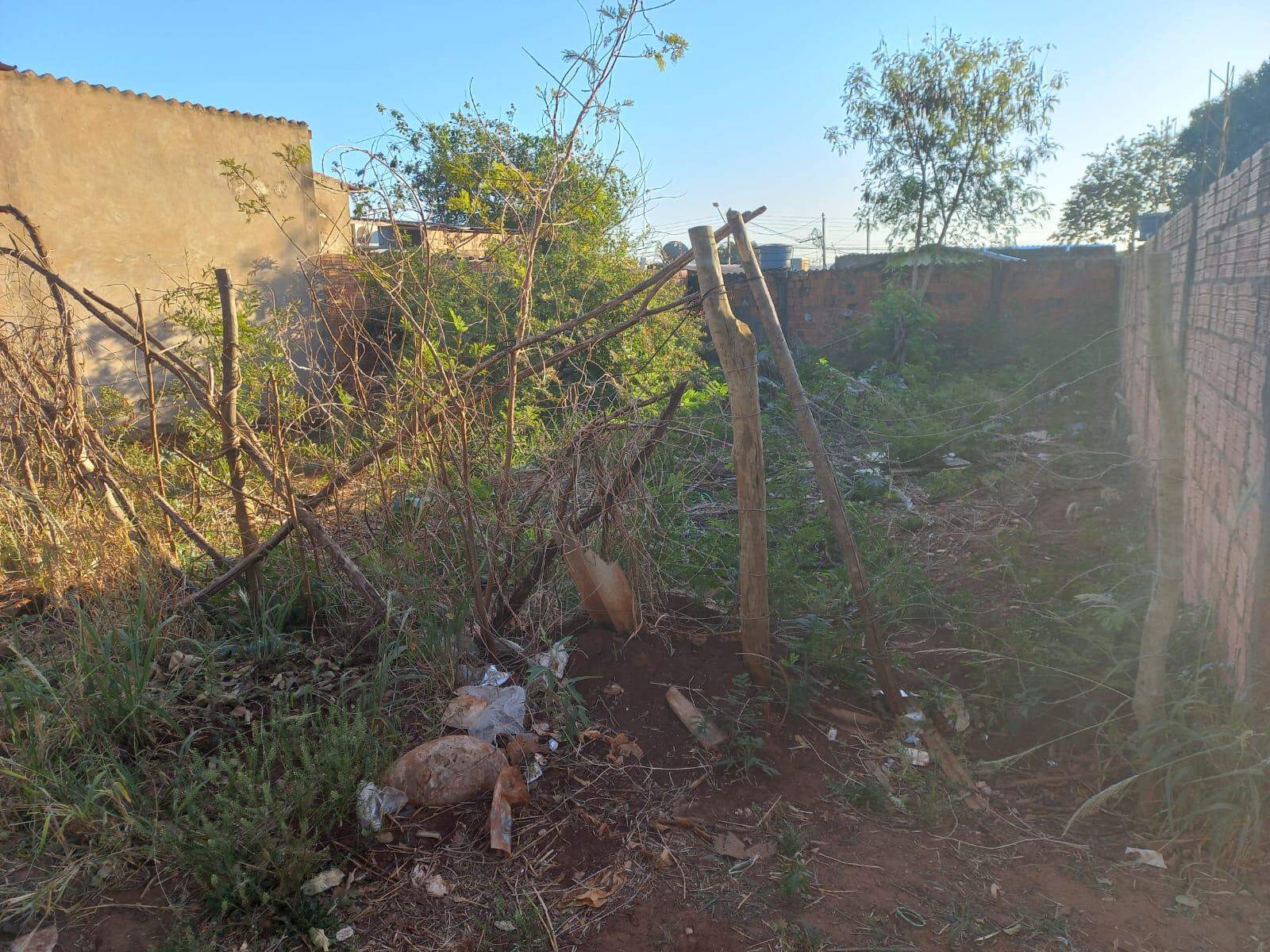 Terreno à venda no Jardim Nova Jerusalém: 