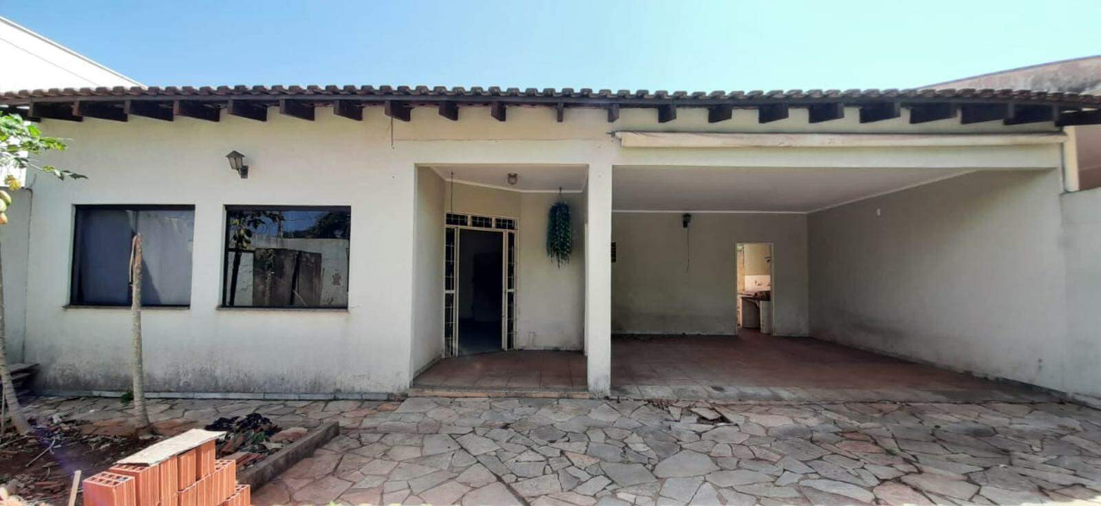 Casa Térrea à venda no Monte Castelo: 