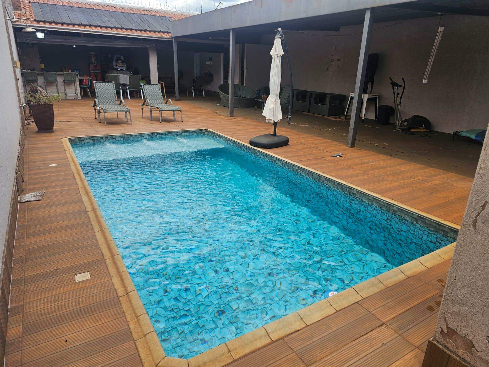 Casa Comercial à venda no Parque do Lageado: 
