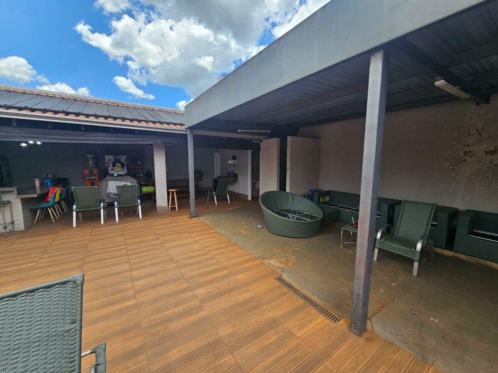 Casa Comercial à venda no Parque do Lageado: 