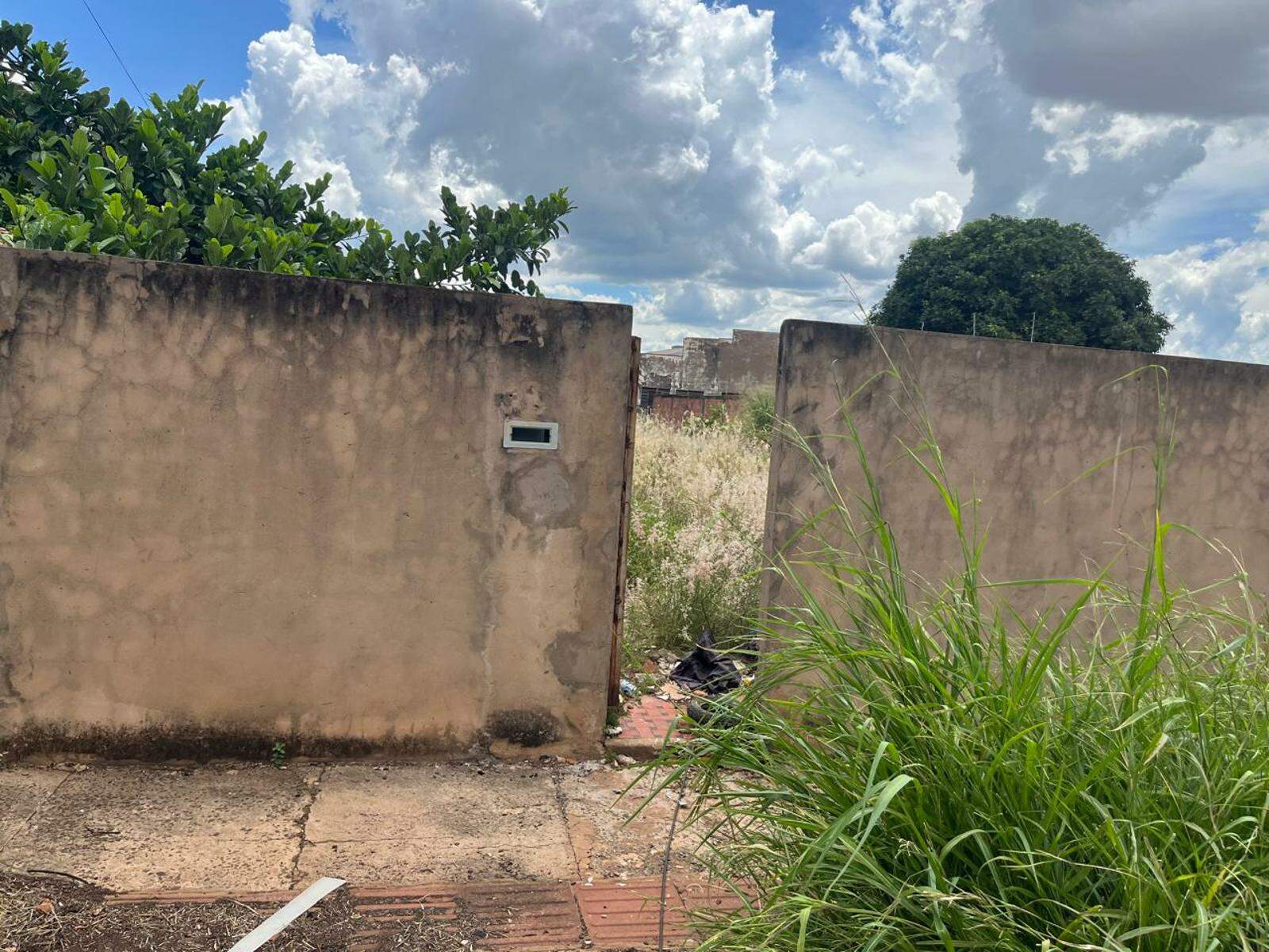 Terreno à venda no Vila Glória: 
