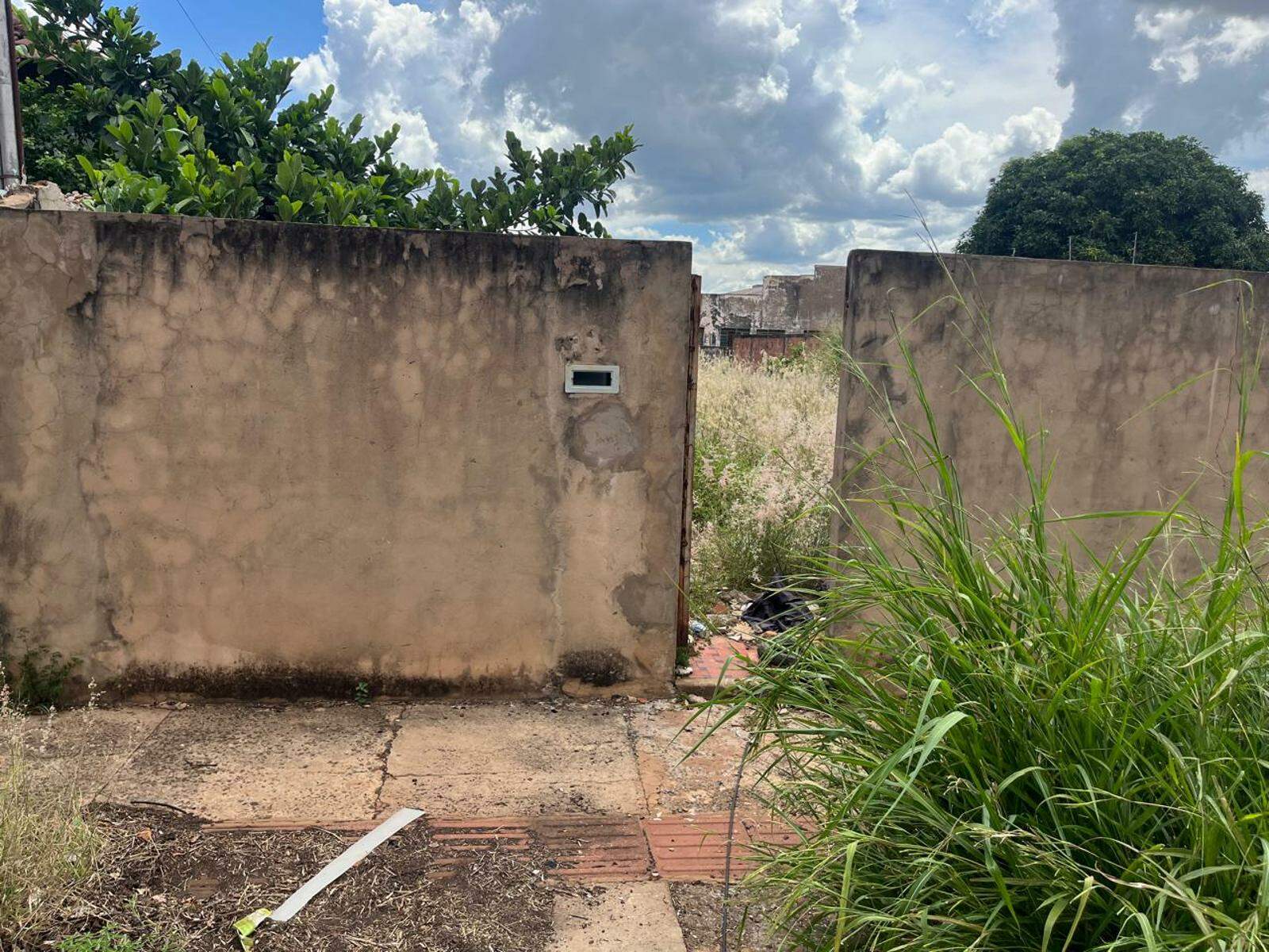 Terreno à venda no Vila Glória: 