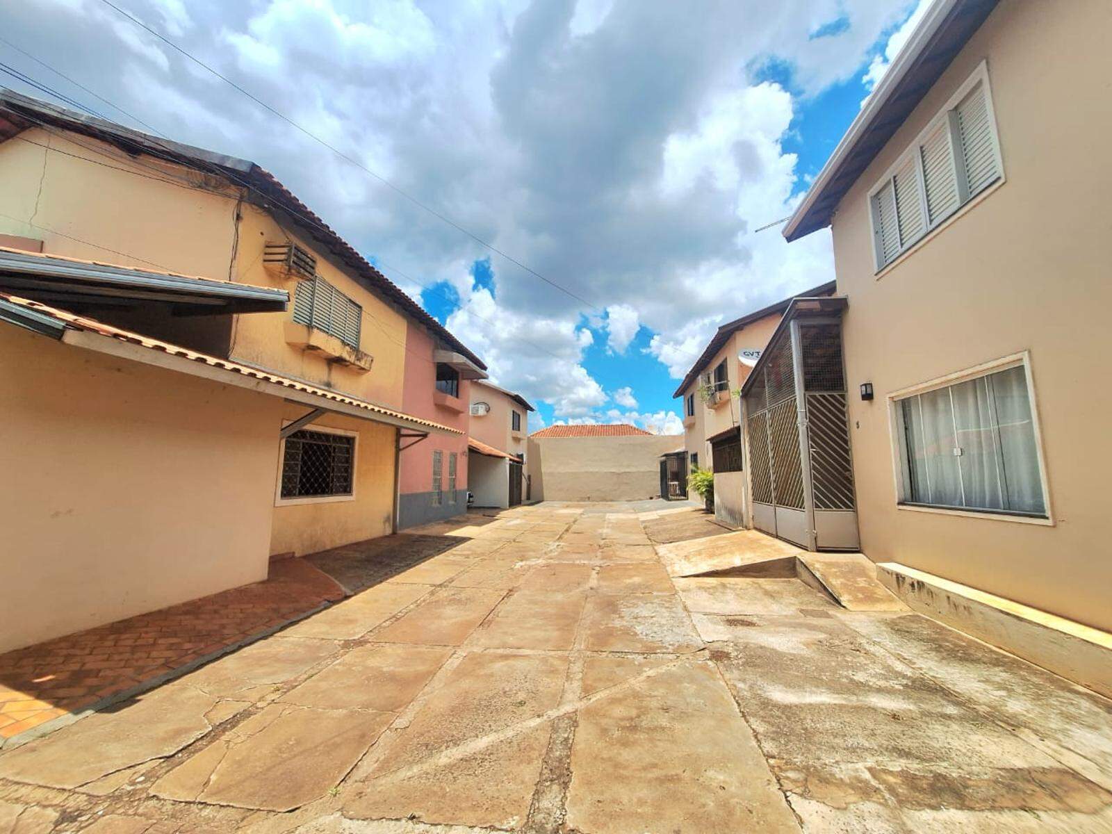 Casa de Condomínio à venda no Sobrinho: 