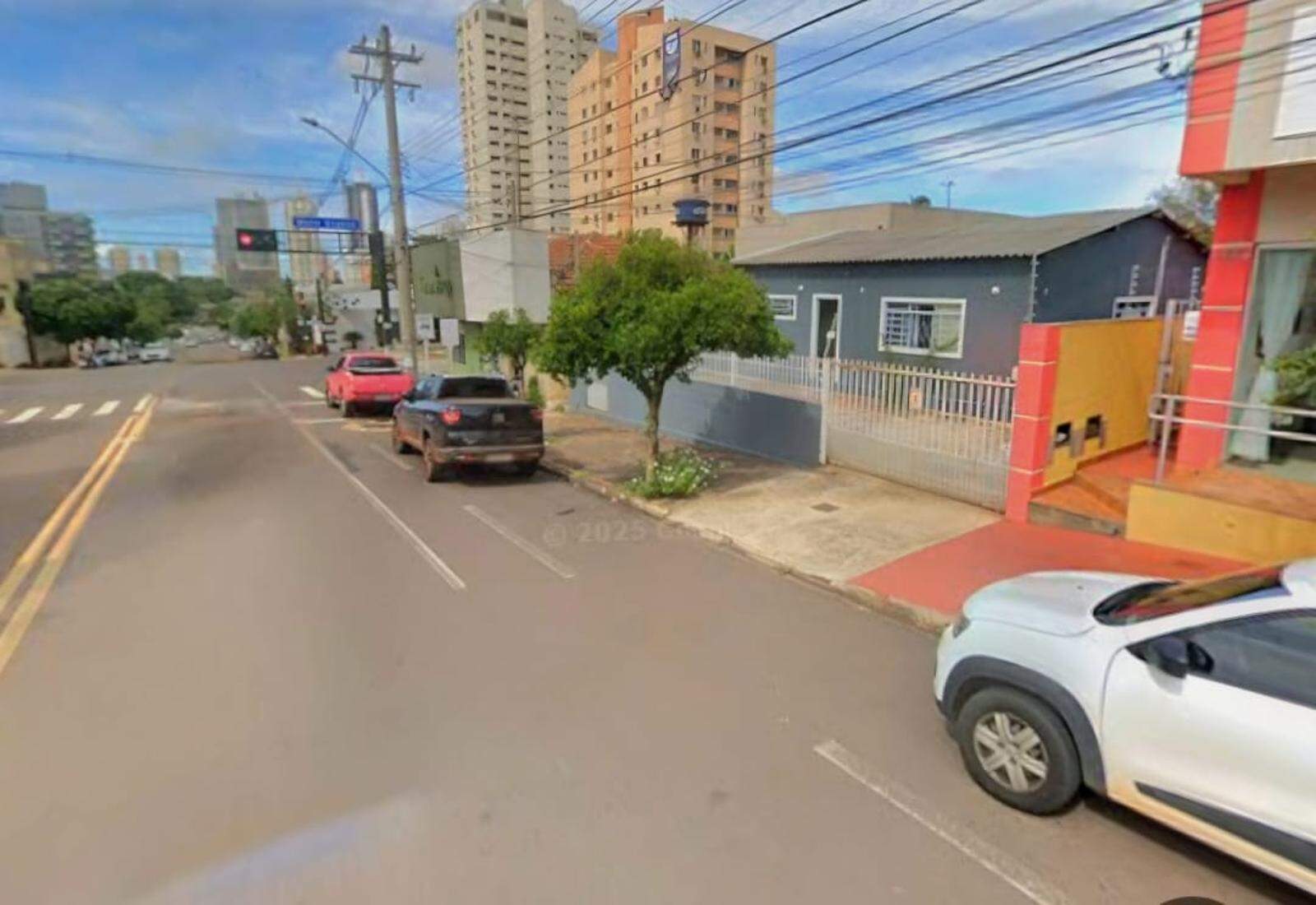Casa Térrea à venda no Monte Castelo: 
