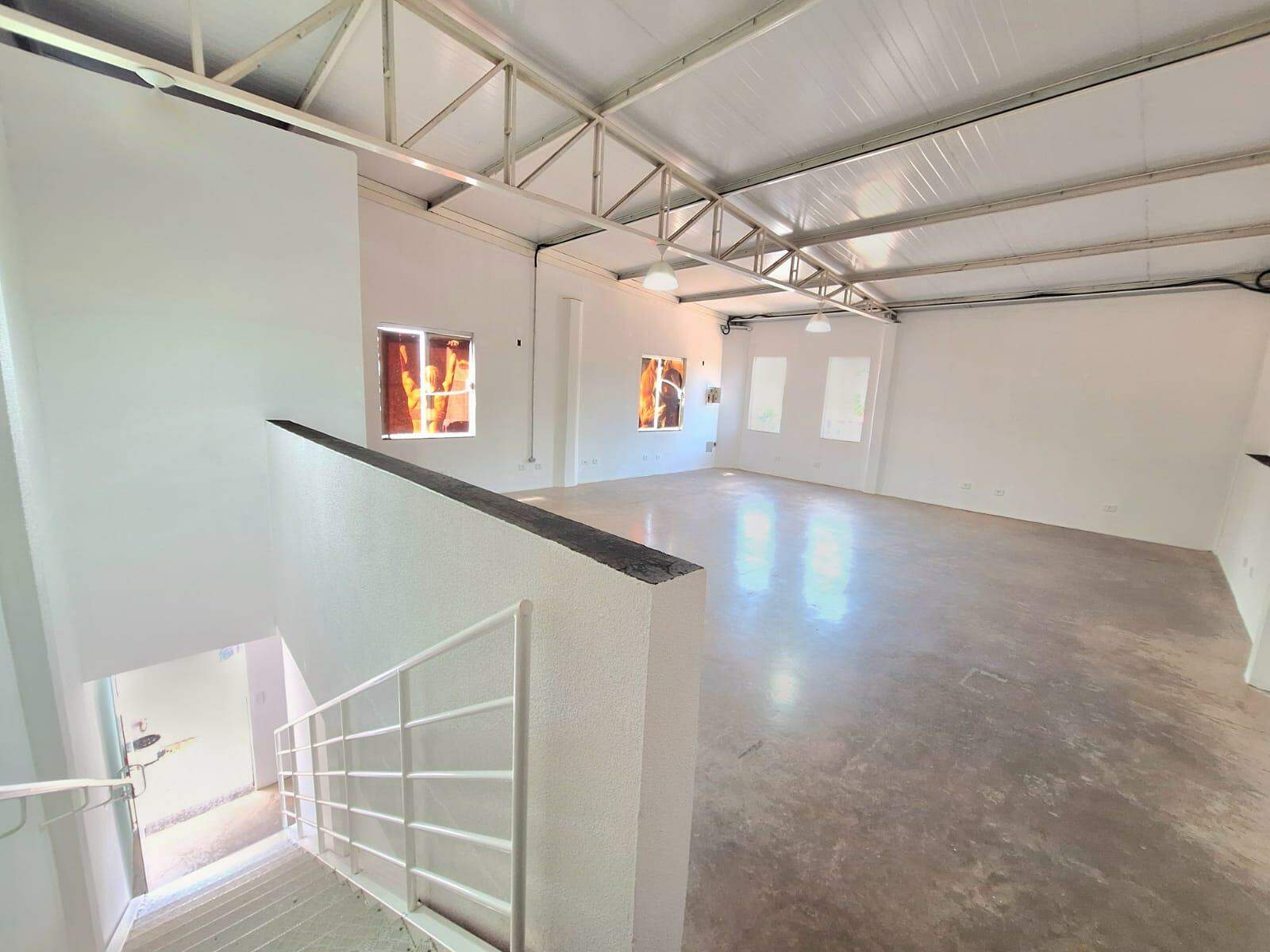 Casa Comercial à venda no Mata do Jacinto: 