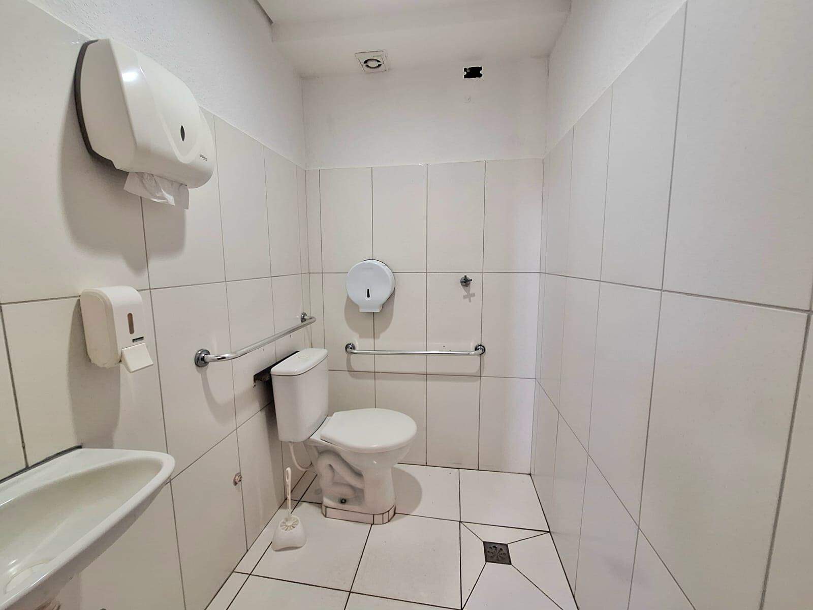 Casa Comercial à venda no Mata do Jacinto: 