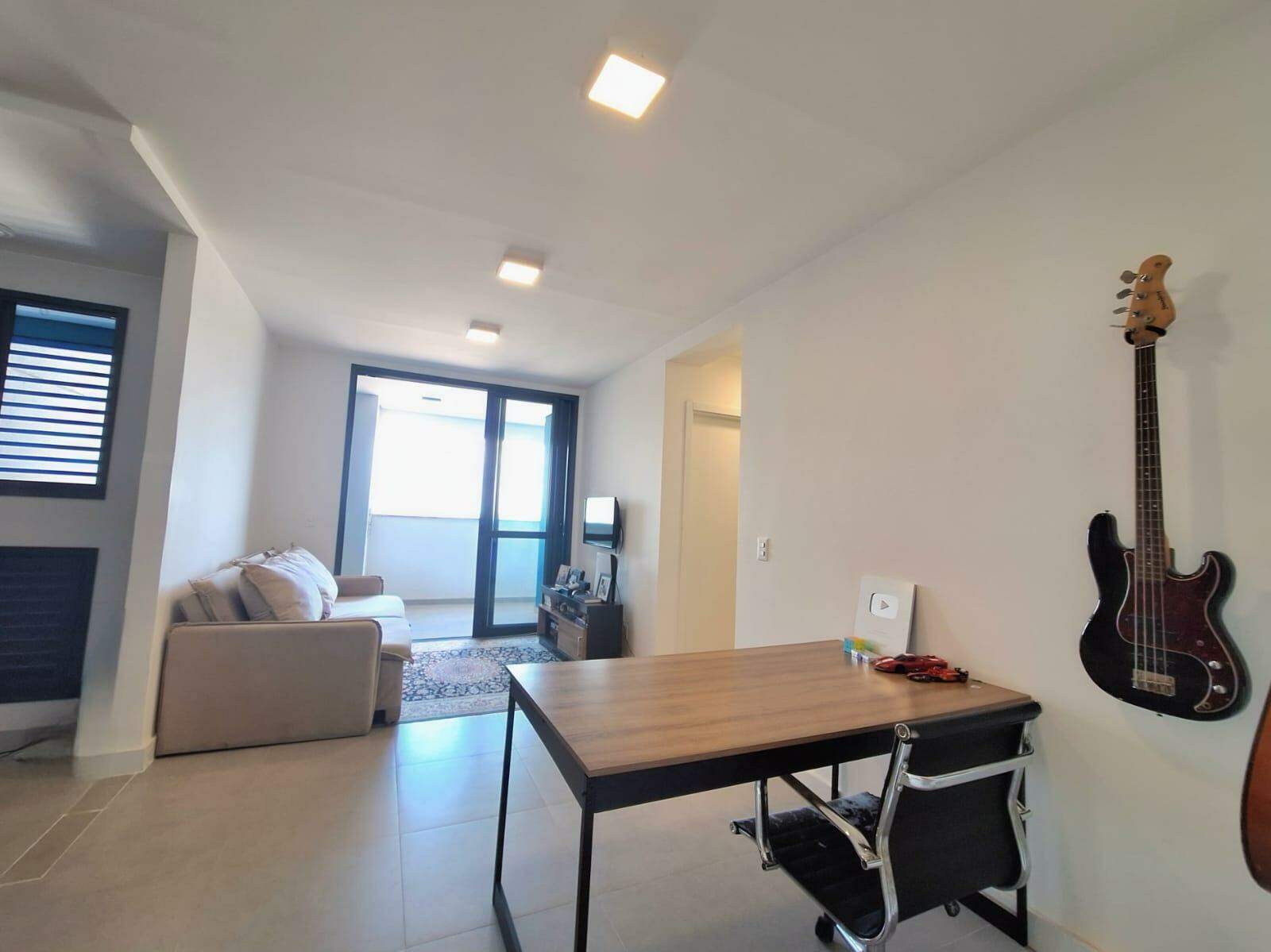 Apartamento à venda no Mata do Jacinto: 