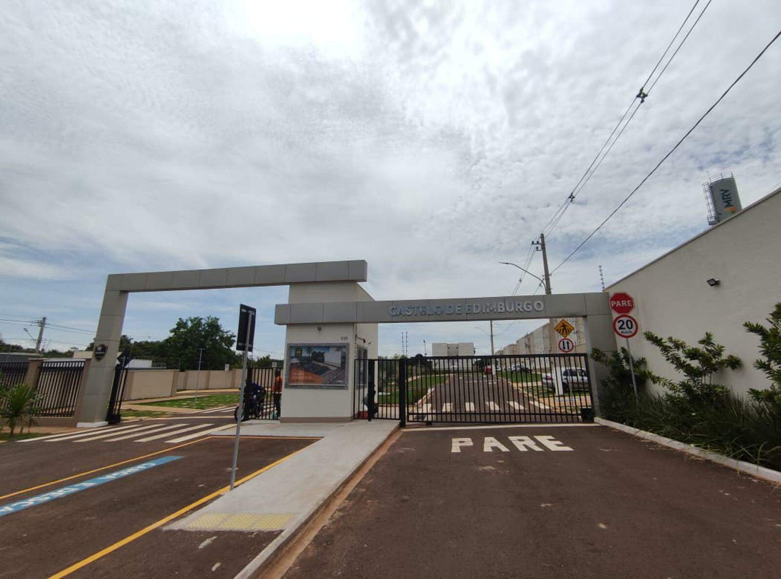Apartamento para aluguel no Residencial Ana Maria do Couto: 