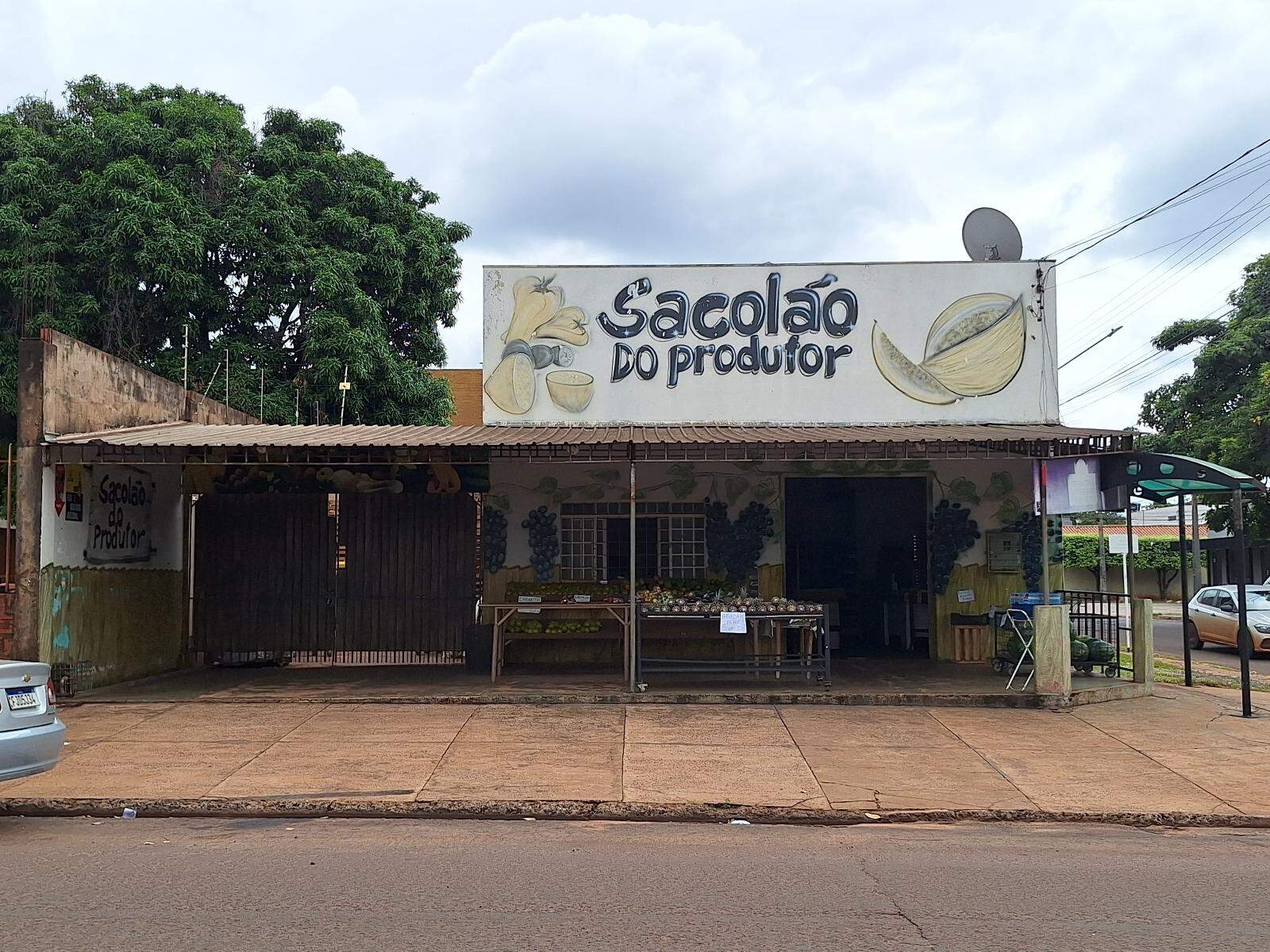 Loja/Salão à venda no Universitário: 