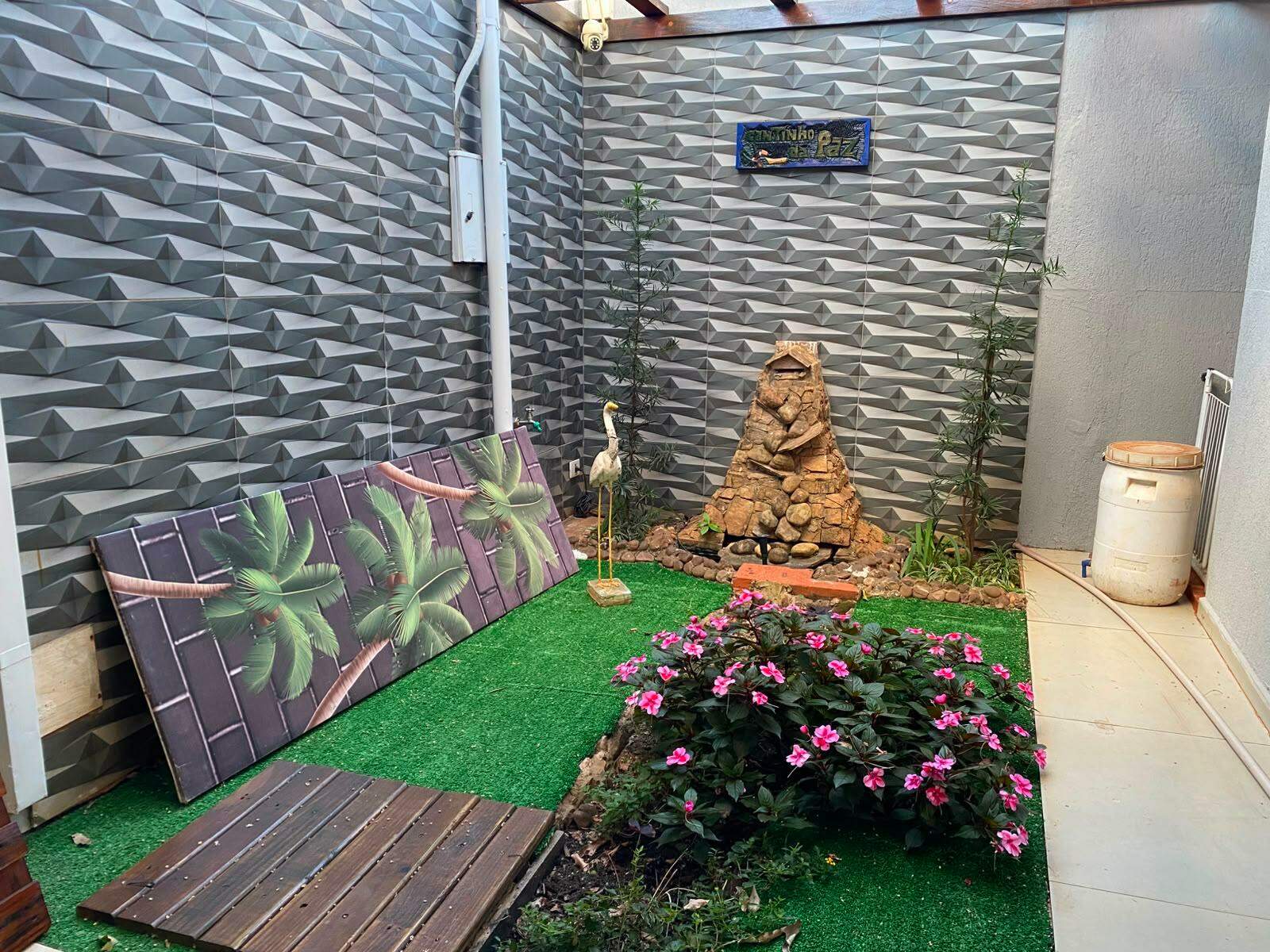 Casa Térrea para aluguel no Núcleo Habitacional Buriti: 