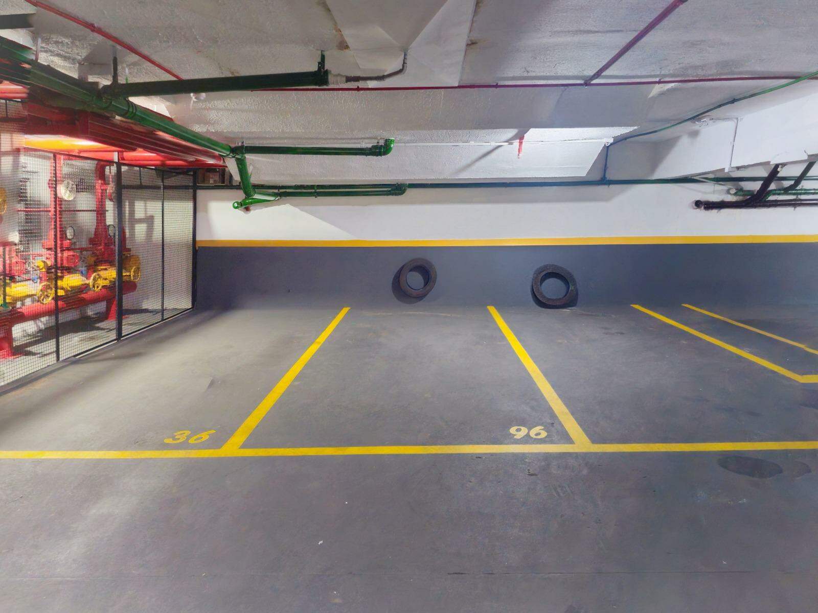 Sala à venda no Centro: 