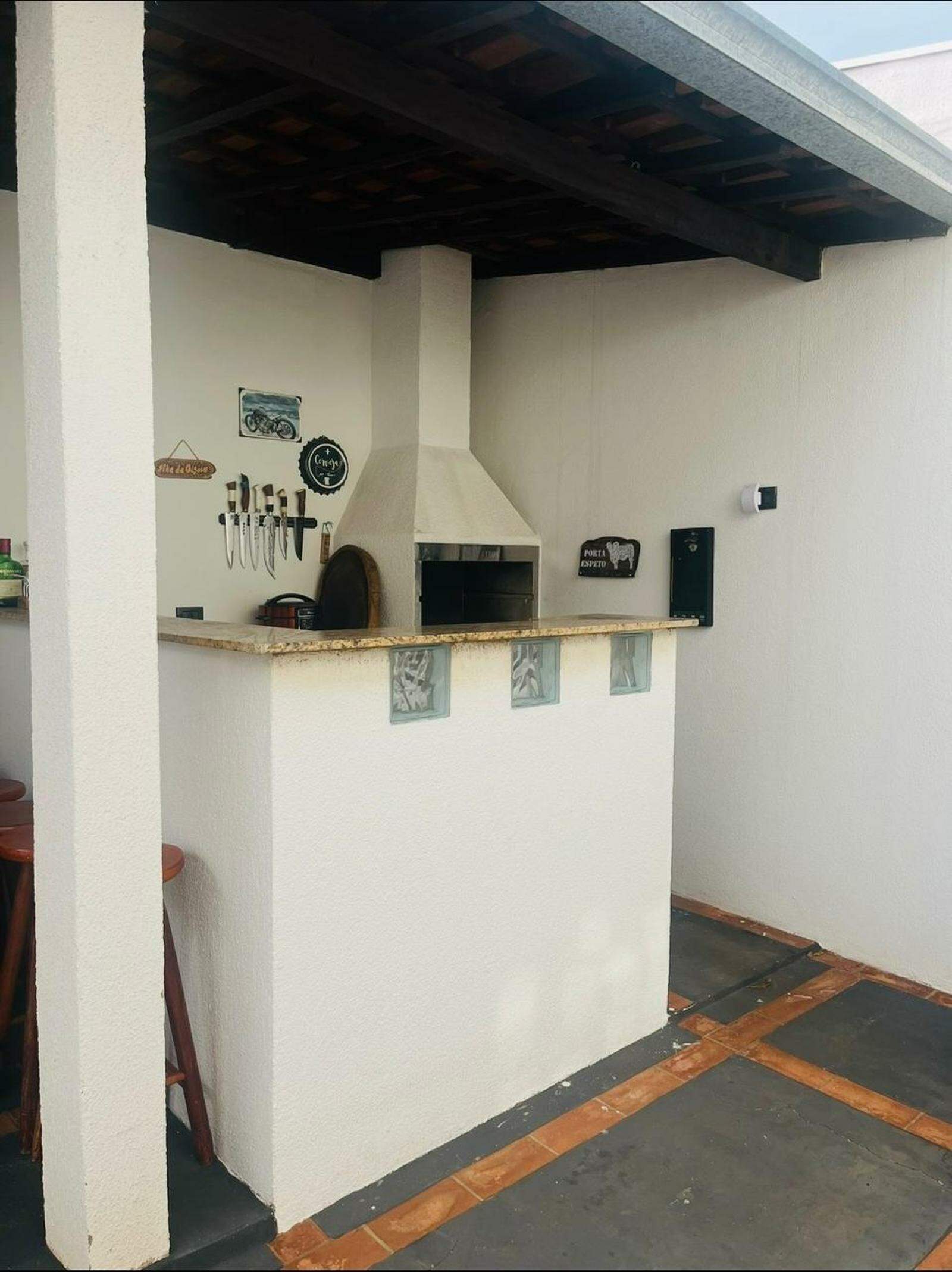 Casa Térrea à venda no Monte Carlo: 
