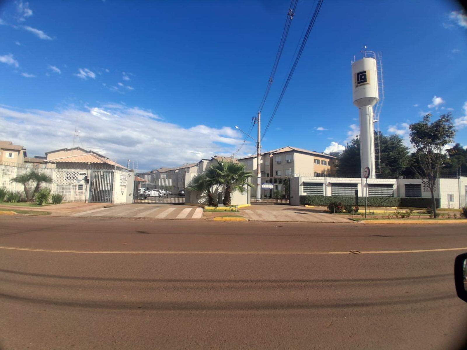 Apartamento para aluguel no Parque Residencial Rita Vieira: 