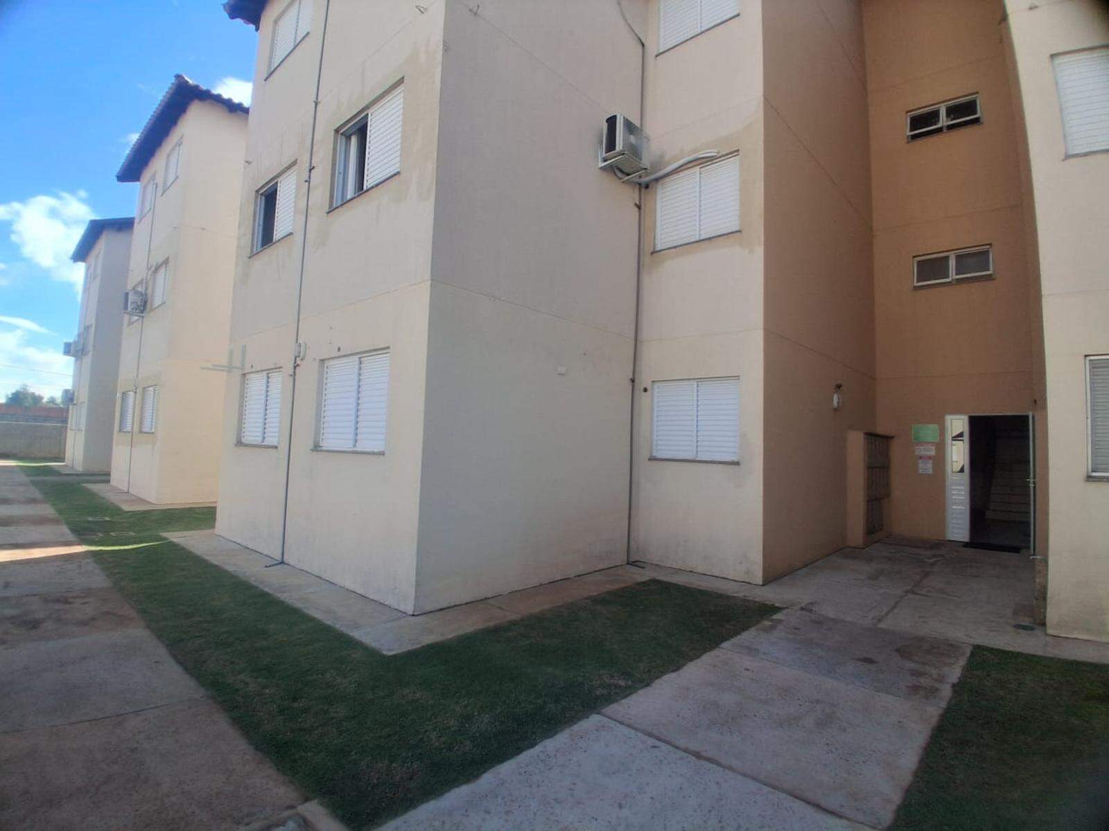 Apartamento para aluguel no Parque Residencial Rita Vieira: 