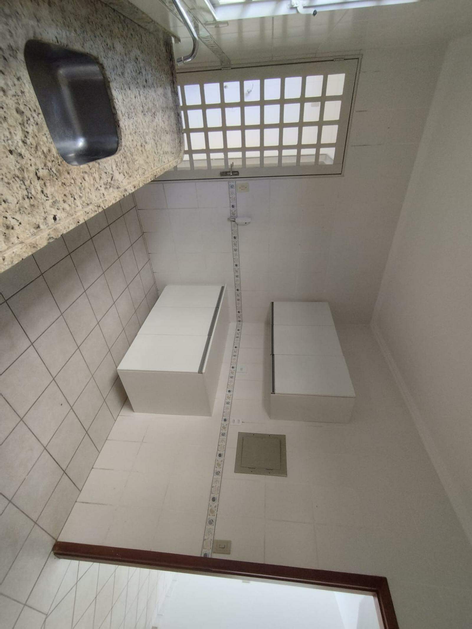 Sobrado/Condomínio para aluguel no Jardim TV Morena: 