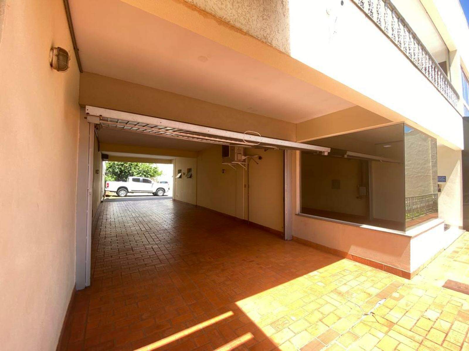 Sala para aluguel no Centro: 