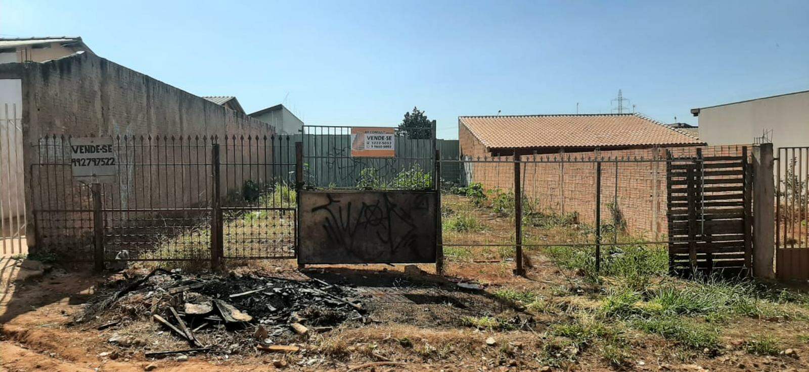 Terreno à venda no Residencial Aquários I: 