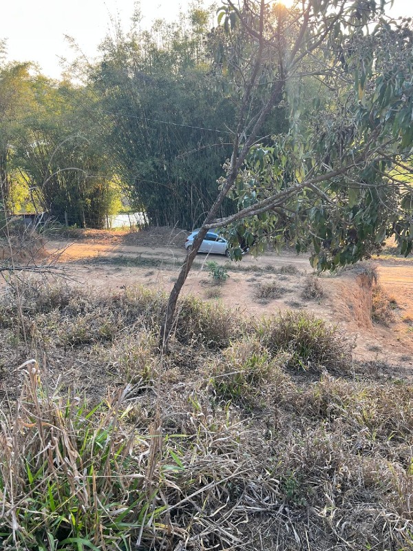 Lote à venda no Magalhães: 