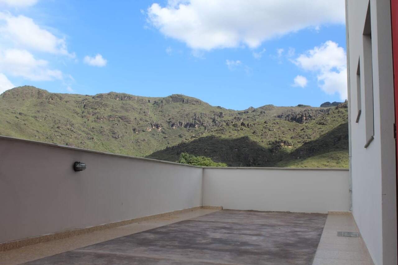 Prédio Comercial à venda no Nossa Senhora Do Carmo: 