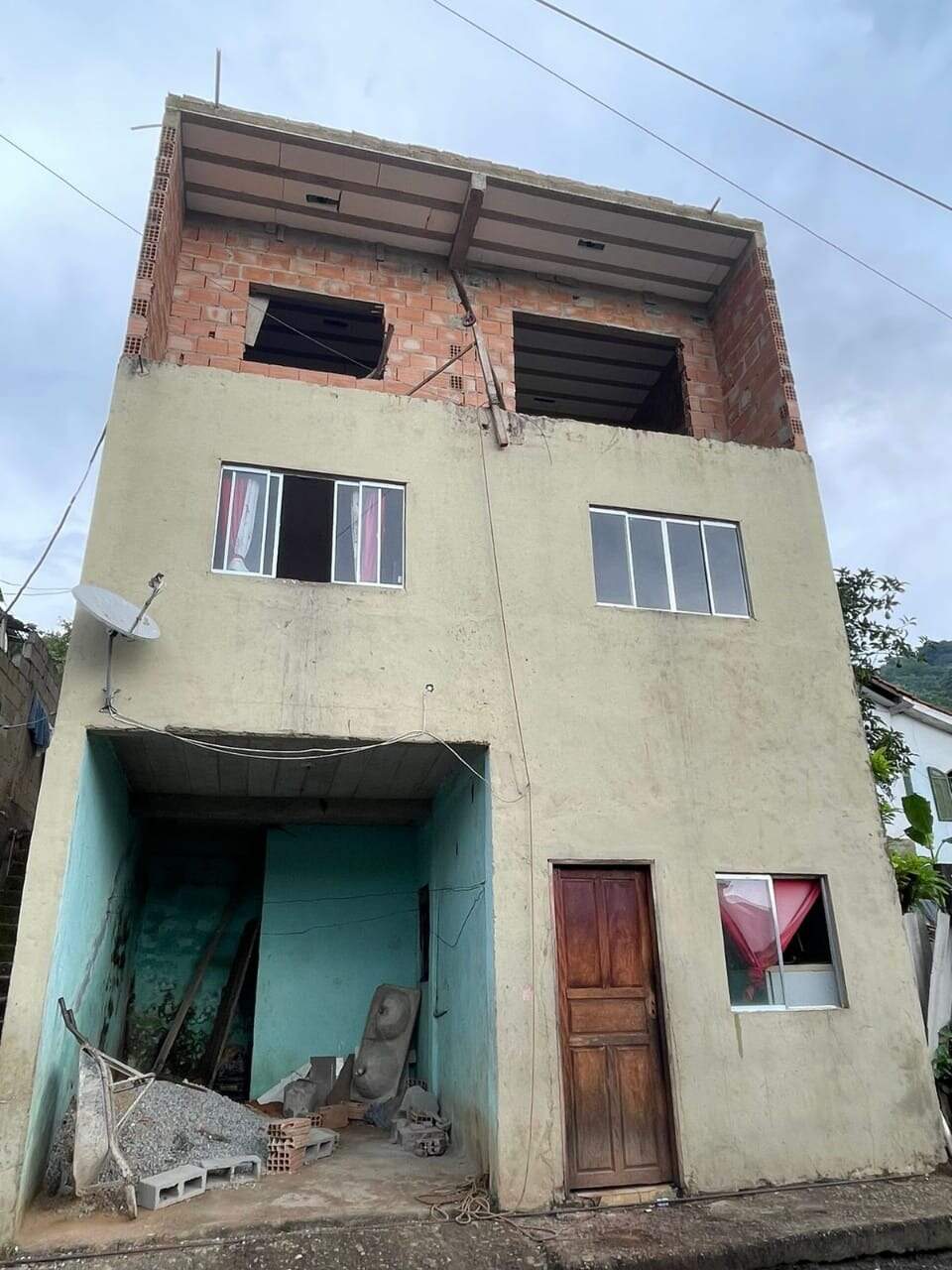 Casa à venda no Morro Santana: 