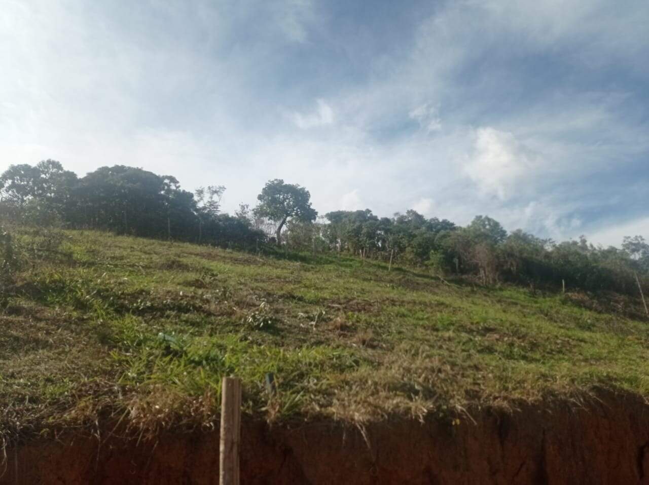 Lote à venda no Bela Ville: 