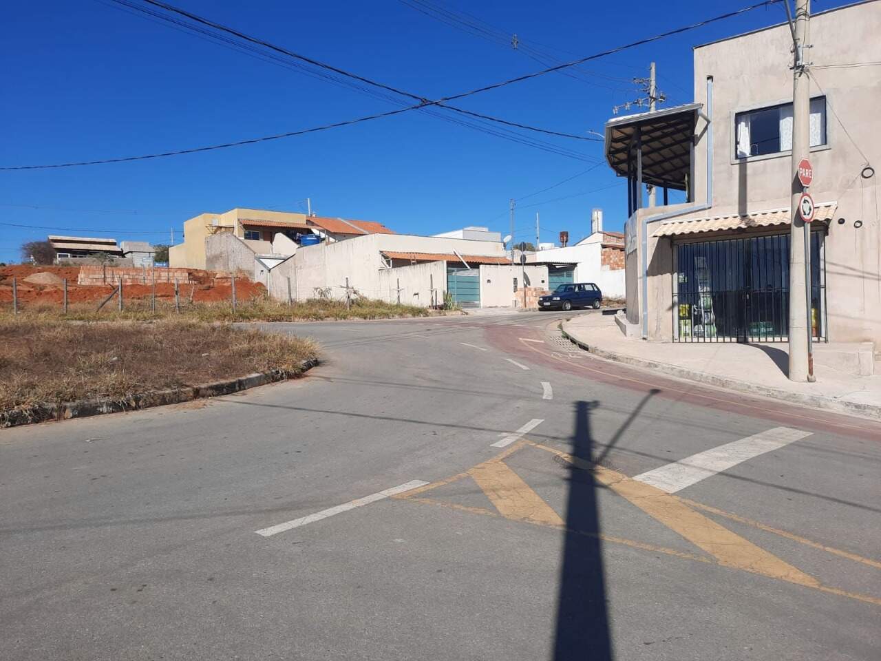 Lote à venda no Parque Da Lagoa: 