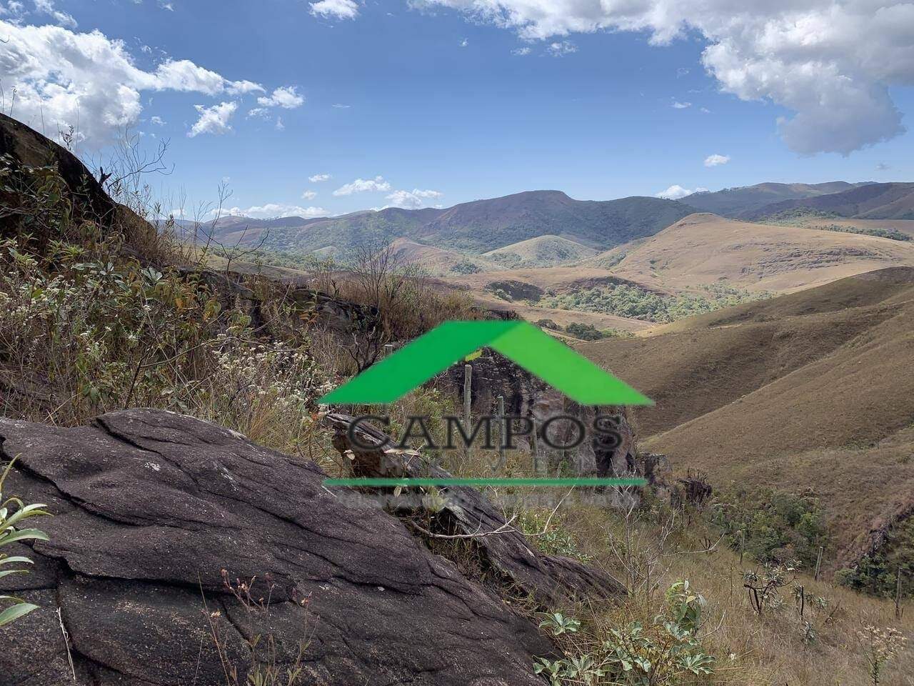 Terreno / Área à venda no Rodrigo Silva: 