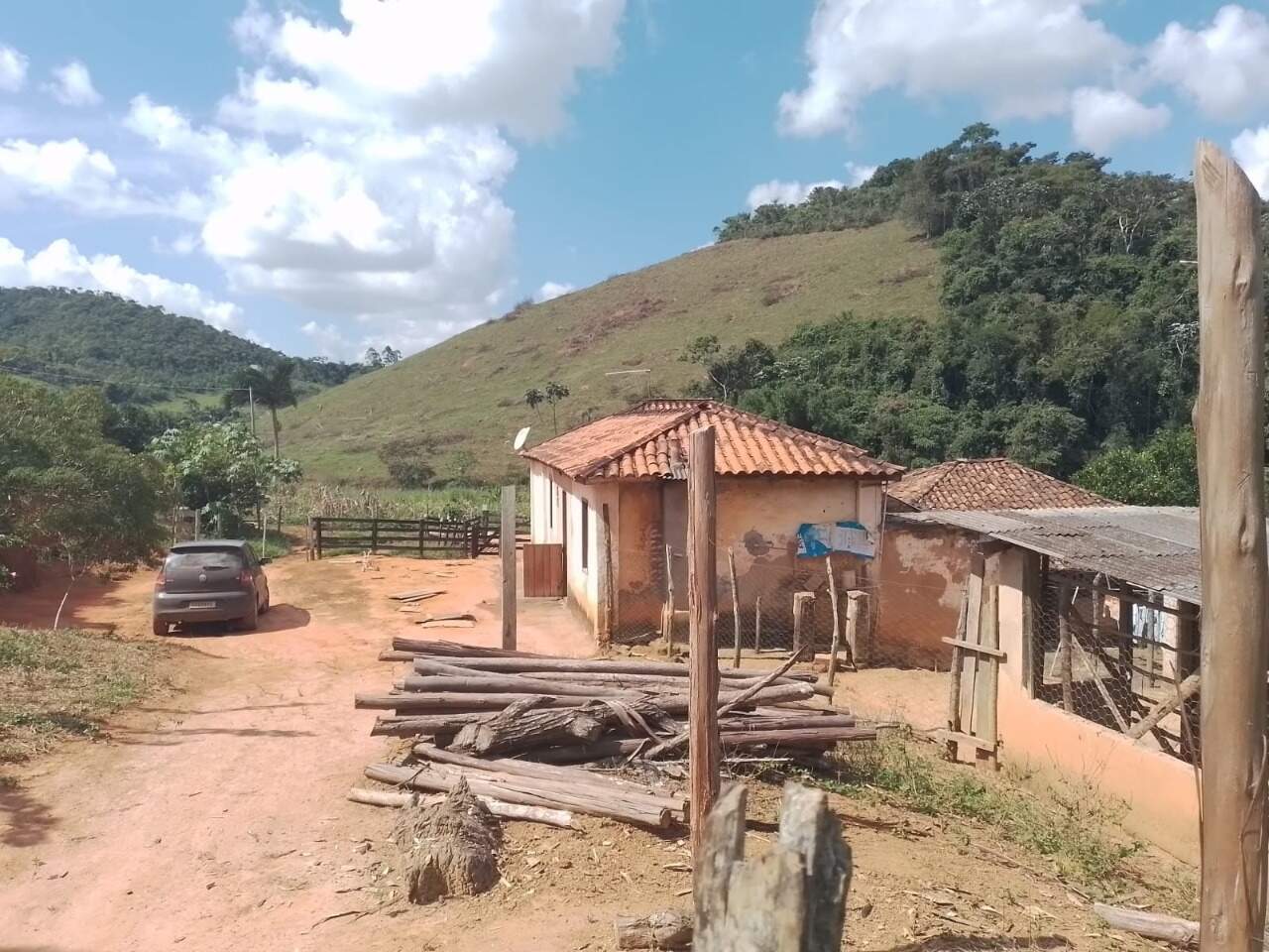 Sítio à venda no Pinheiros Alto: 