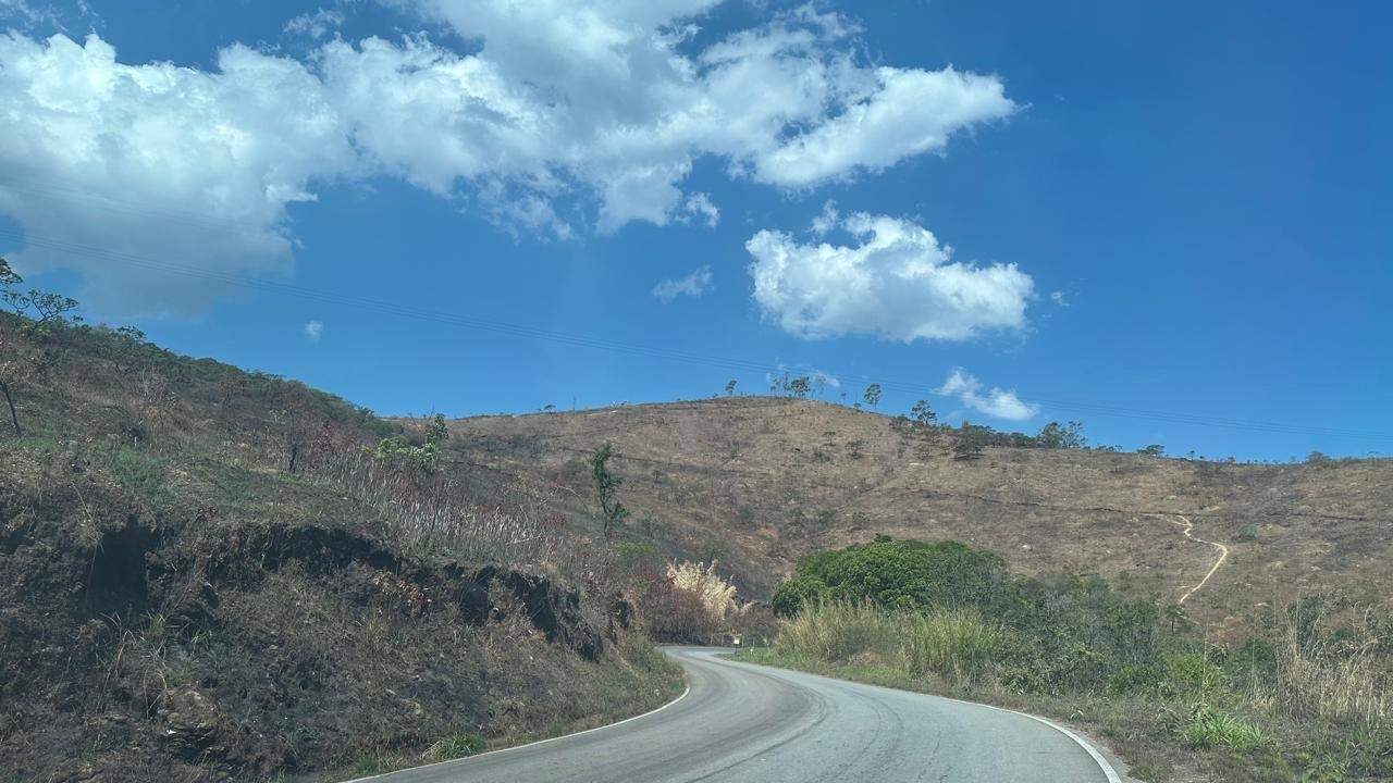 Terreno / Área à venda no Rodrigo Silva: 
