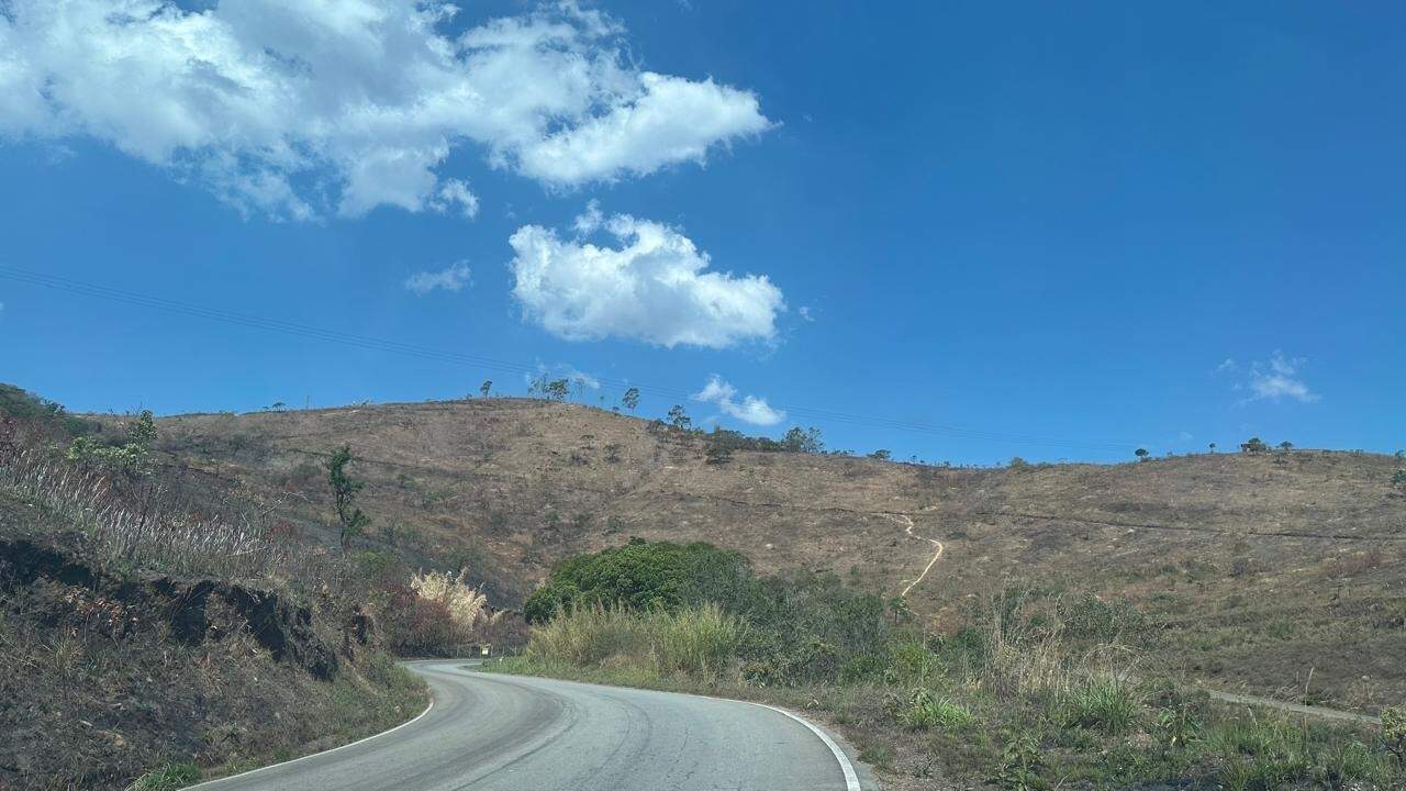 Terreno / Área à venda no Rodrigo Silva: 