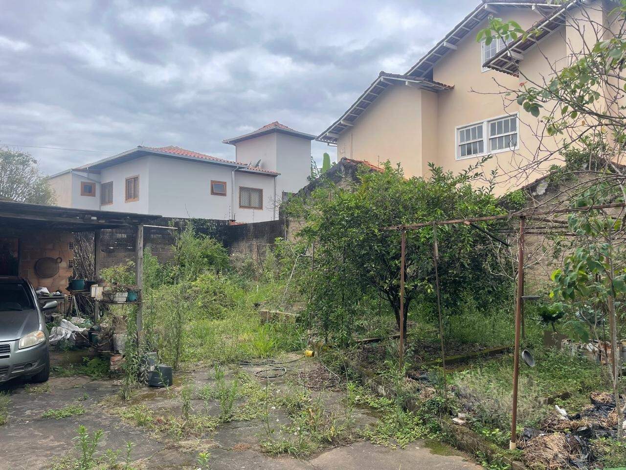 Lote à venda no Centro: 