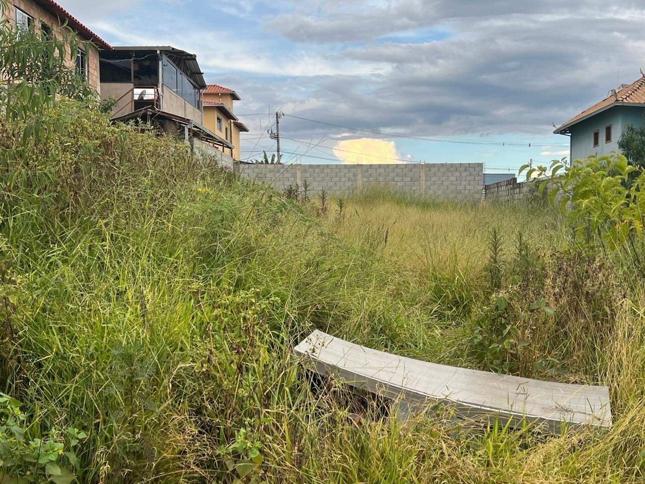 Lote à venda no Vila Alegre: 