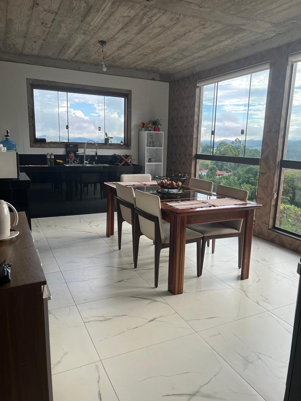 Casa em condomínio à venda no Bela Ville: 