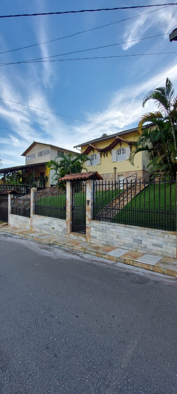Casa à venda no Passagem De Mariana: 