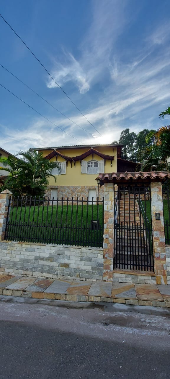 Casa à venda no Passagem De Mariana: 