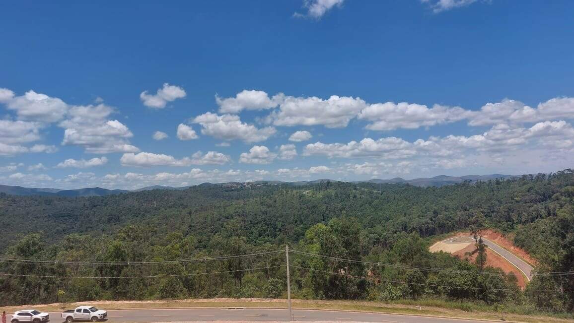 Lote à venda no Glaura: 