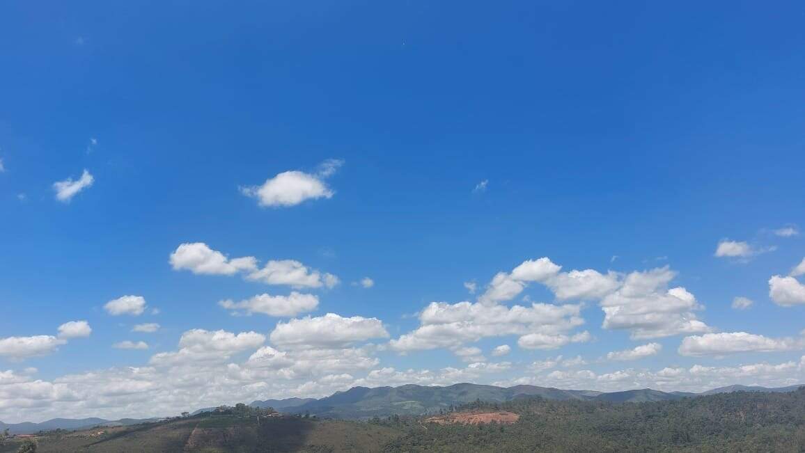 Lote à venda no Glaura: 