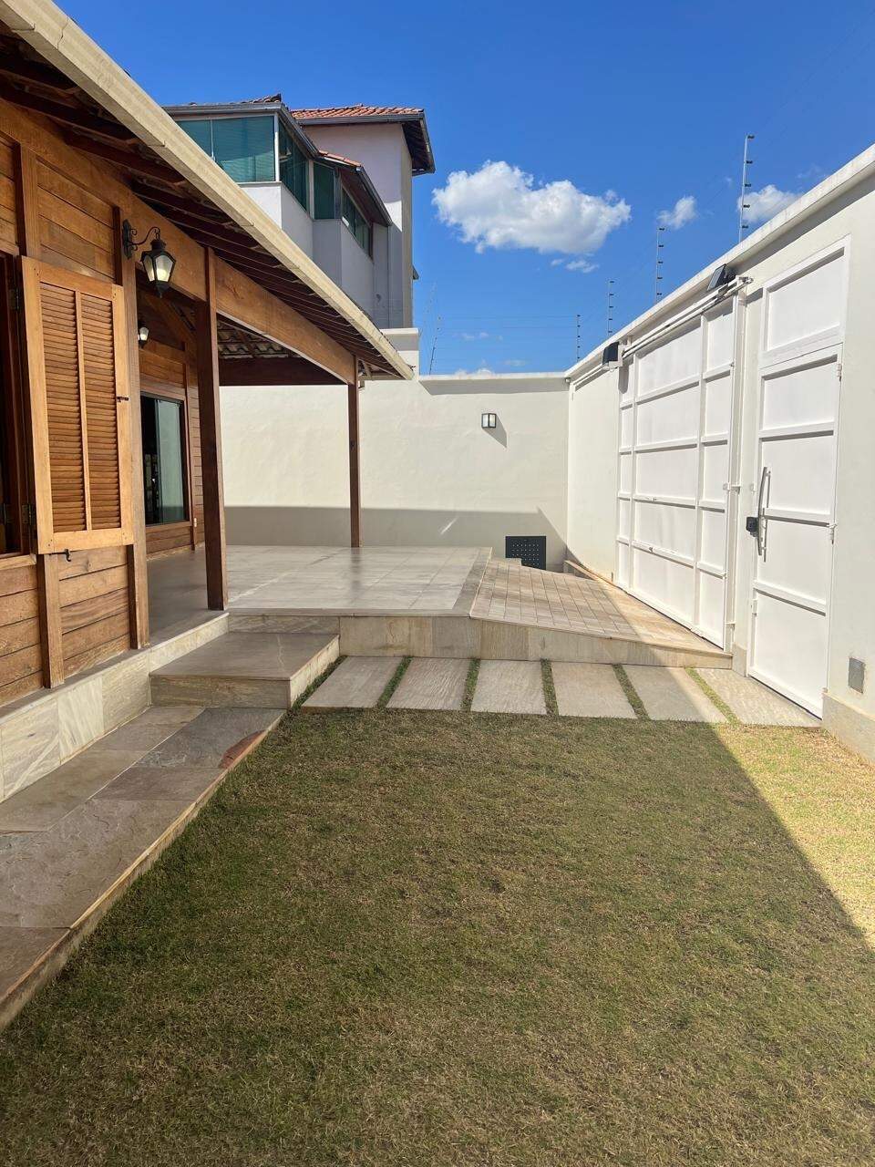 Casa à venda no Cruzeiro do sul: 