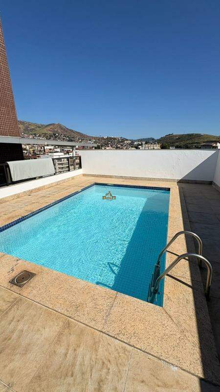 Apartamento à venda no Maria Ortiz: 