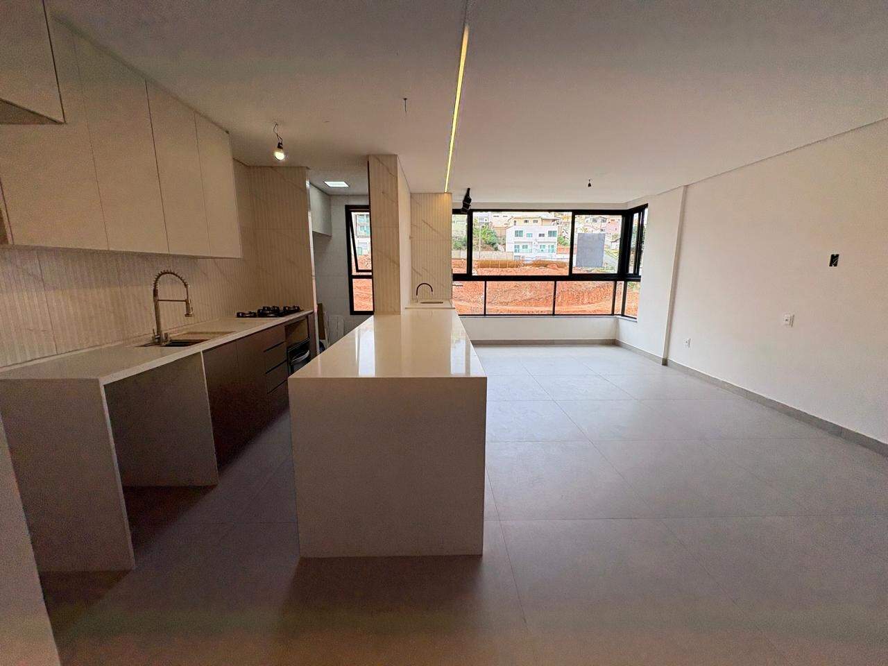 Apartamento à venda no Diamante: 