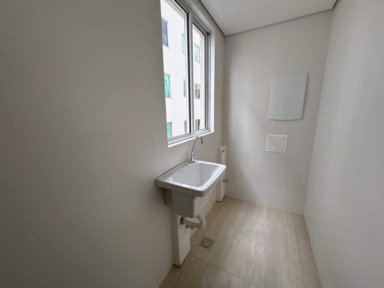 Apartamento à venda no Santa Cruz: 