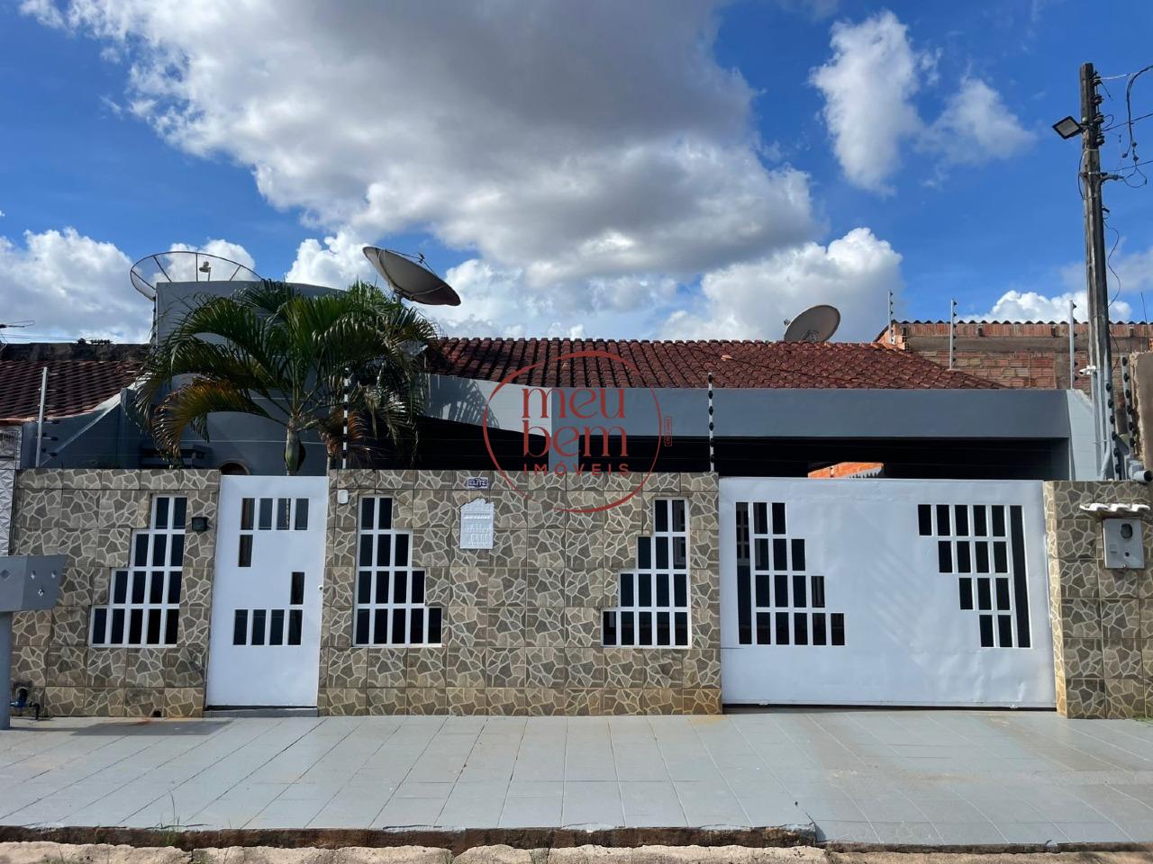 Casa à venda no bairro Cohab, Porto Velho, com 4 quartos quartos e 1 suíte suítes | Meu Bem Imóveis: 