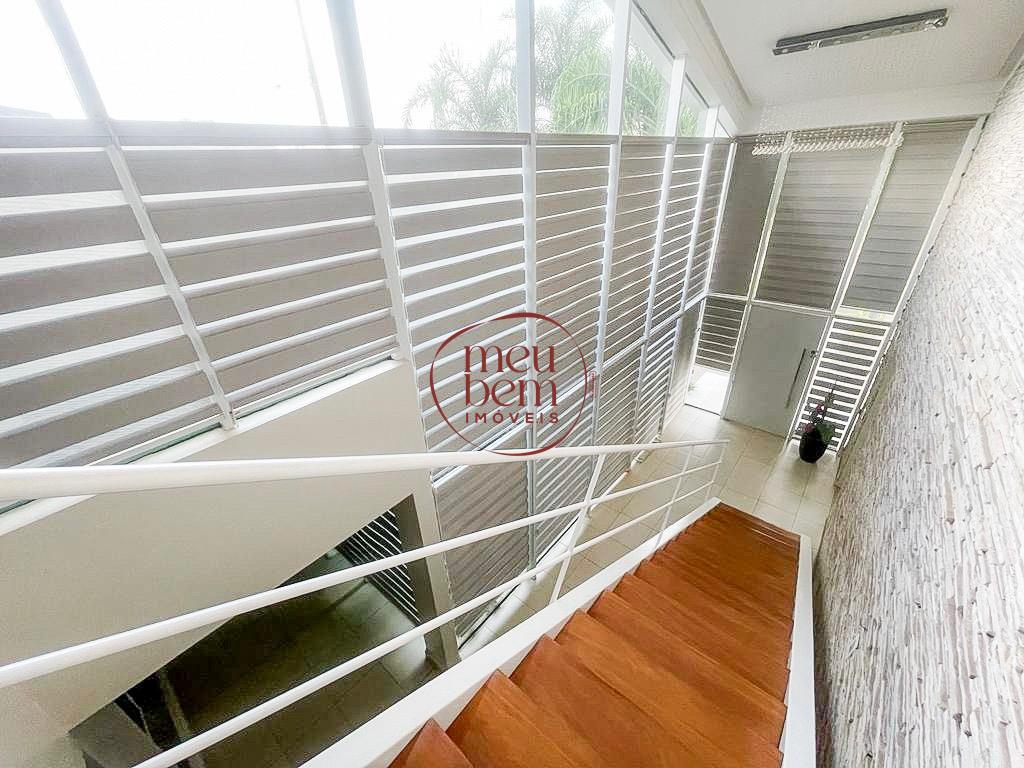 Sobrado à venda no bairro Eletronorte, Porto Velho, com 2 quartos quartos e 2 suítes suítes | Meu Bem Imóveis: 